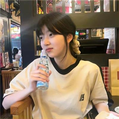 春到南楼雪尽处