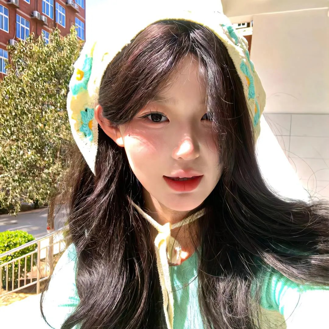 离婚后大少归来前妻双腿跪断了